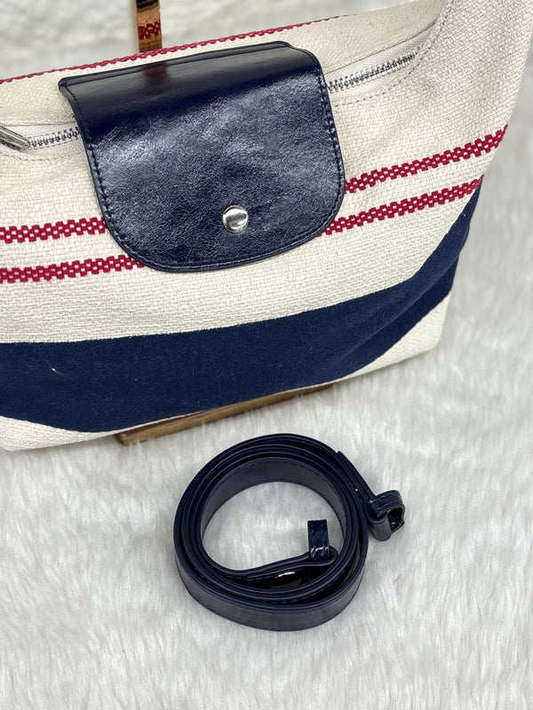 Shanghejia Sling Bag Code 86135