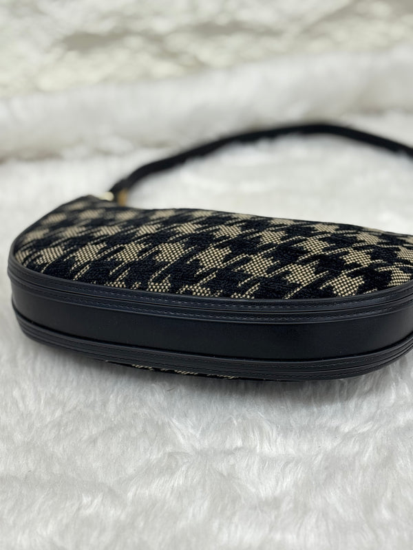 Premium Quality Sling Bag Code 31002